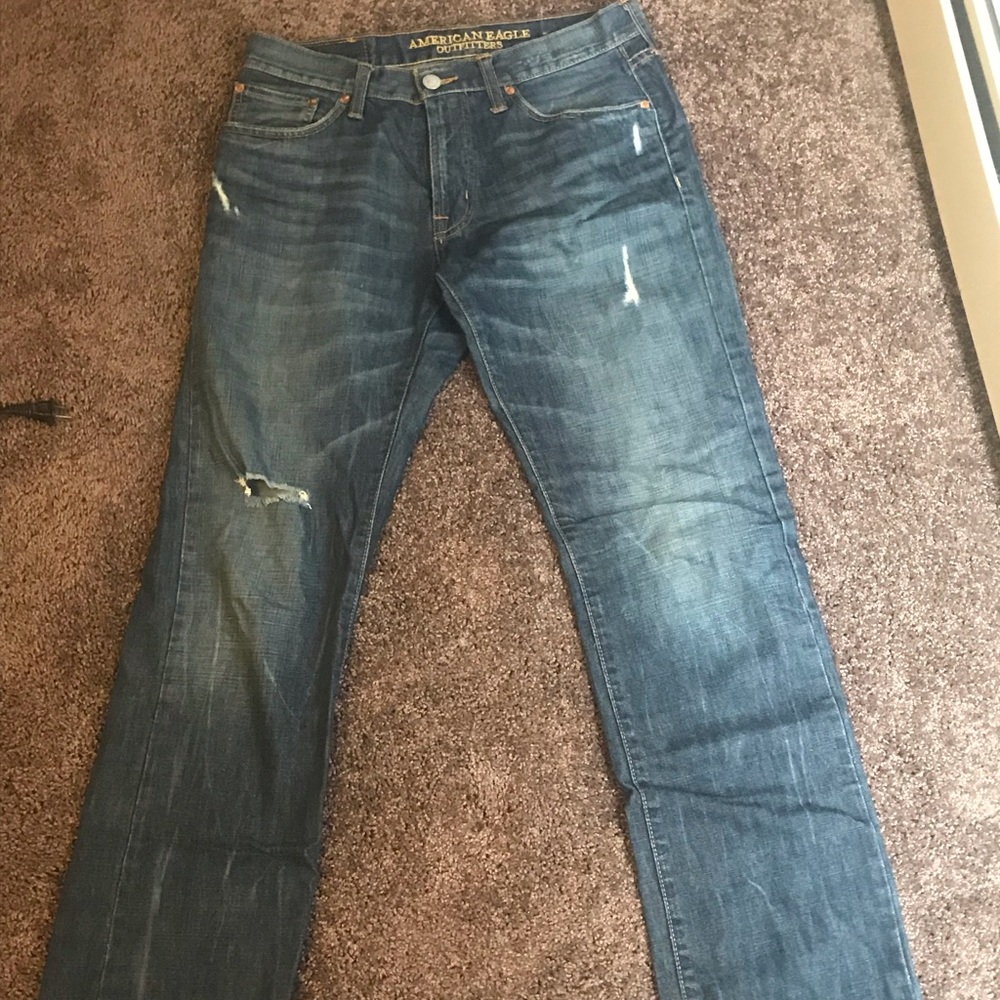 American Eagle Men’s jeans